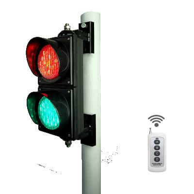 China Wireless Remote Control 4 Inch 100mm LED Traffic Signal Lights Light Red Green Green Entry JD100-2R for sale