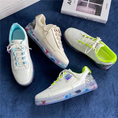 China 2021 Men Sneakers Lightweight Casual Breathable Male Vulcanized Shoes Lace Up Low Comfortable Lightweight White Shoes for sale