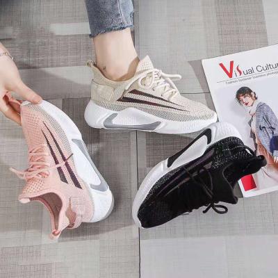 China Latest Fashion Trend Custom Ladies Lightweight Women Sport Running Shoes for sale