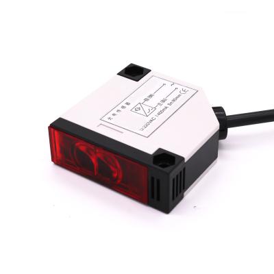 China DINGGAN industrial automation diffuse reflection square dc 3 wires wires junction proximity sensor on sale for sale