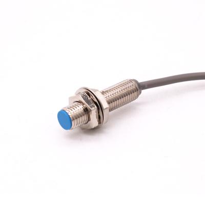 China Industrial Automation DINGGAN m8 Inductive Proximity Sensor 10-30V DC Flux for sale