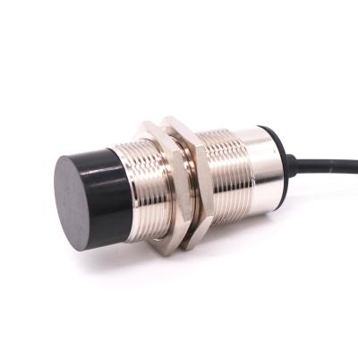 China DINGGAN Industrial Automation Analog Output Proximity Sensor Displacement Sensor CTC30F15DUIO 4-20mA+0-10V for sale