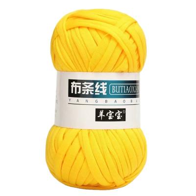 China High Temperature Resistant 100g/ball Wadding Yarn Hand Knit Finger Knitting Yarn Cloth Yarn Braided Polyester Sewing Yarns With Polyester Fiber for sale