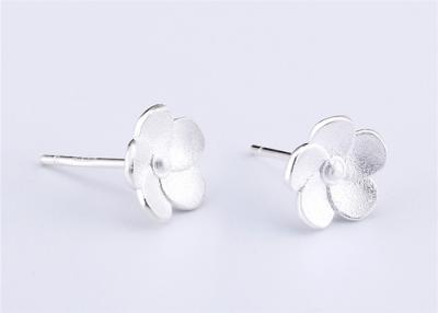 China Small 925 Sterling Silver Earring Flower Stud Earrings For Christmas Gift for sale