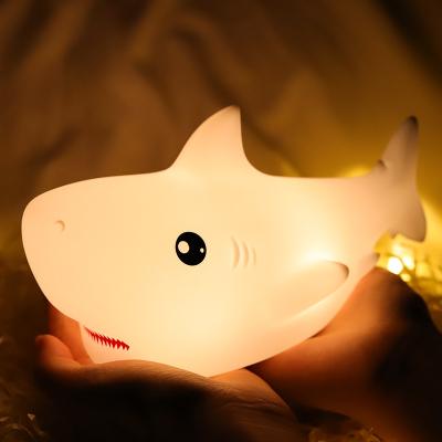 China Kids Silicone LED Night Light Shark Lamp 7 Color USB Rechargeable Silicone Bedroom Bedside Room Lamp for Kids Baby Gift for sale