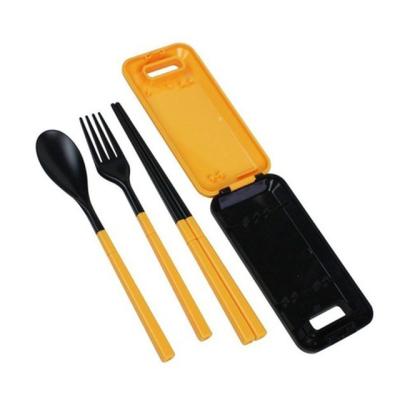 China Sustainable Portable Cutlery 3pcs Dinnerware Sets With Spoon Fork Chopsticks Plastic Folding Dinnerware Set for sale