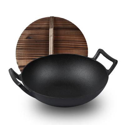 China Durable Professional Non-stick Double Handle Chinese Cast Iron Wok / Saucepan Cookware Set for sale