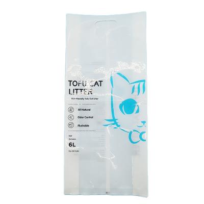 China 6L Custom Moisture Proof Engraving Printing Tofu Cat Litter Packaging Plastic Bags With Handle Te koop