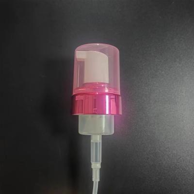 China Glänzendes Rosa K515 PET Nonspill Flüssigseife-Schaum-Pumpe mit Kappe zu verkaufen