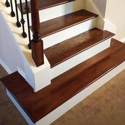 China Solid Stair Treads 45mm Prefinished Traditional Red Oak for sale