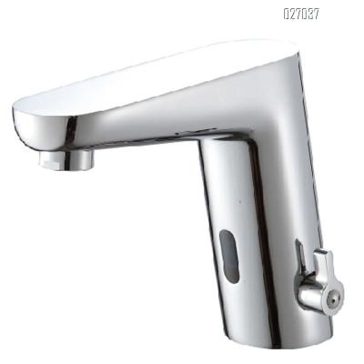 China Hot Selling Sensor Faucets Metered Touchless Faucet Deck Mounted Water Faucet for sale