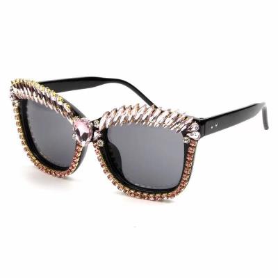 China Fashion Sunglasses 2022 Hot Sales Luxury Crystal Sexy Rhinestone Fashion Shades Brand Designer Cat Eye Sun Glasses Women Sunglasses for sale