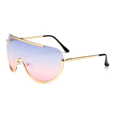 China Fashion Sunglasses 2022 Fashion Women's Customs Sun Glasses Female Designer Sunglasses for sale