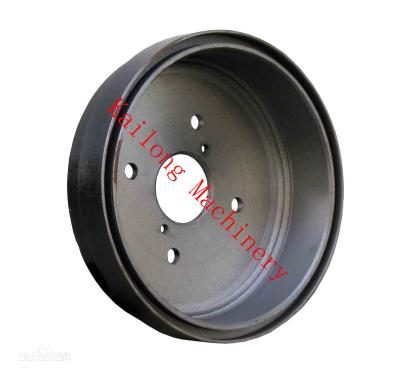 中国 Brake Drums Automobile Spare Parts Cast Iron Rough And Finished And Assembly 販売のため