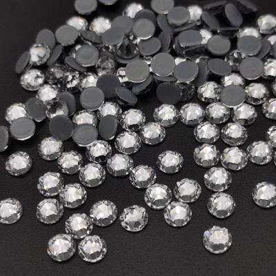 China Hot Sale Flatback Fix Flatback Clear Crystal Rhinestones High Quality Faceted Fake Stone New for sale