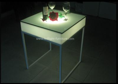 China la tabla de cóctel modificada para requisitos particulares cuadrado de los 60*60cm LED, Portable enciende para arriba la tabla de la barra  en venta