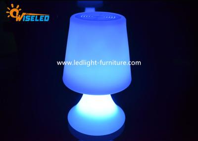 China Tischlampe-Art führte Bluetooth-Sprecher-weißen Kasten mit Fernbedienung zu verkaufen