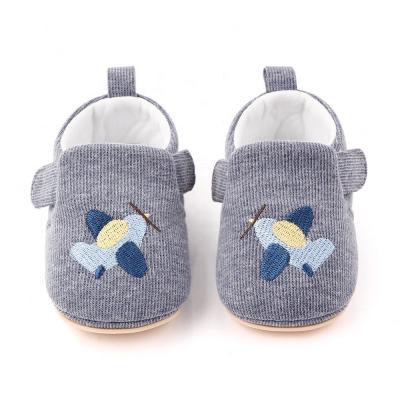 China Kids Fur Baby Flat Walking Shoes With Spring And Autumn Rubber Sole First Walker High Quality Shoes Newborn Sports Shoes for sale