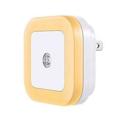 China Eco-friendly Wall Plug-in Smart Dusk To Dawn Sensor Automatic Compact Warm LED White Night Light For Home Bedroom Corridor Use for sale