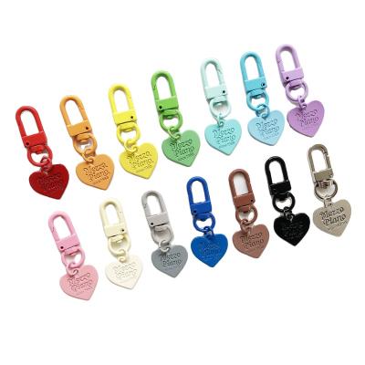 China Gift 15 Colors Cute Metal Spray Paint Heart Key Chain Key Chain Aripods Case Accessories Key Chain For Women Bag Pendant Keychains Gift for sale