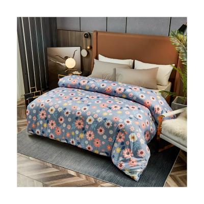 China Fashion Viable Flower Printed Comforter Cover Winter Comforter Core Velvet Comforters for sale