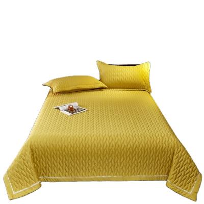 China Plain America Super Warm Thicken Tencel Cotton Bedspread Solid Color Bed Linen Quilted Bedspread for sale