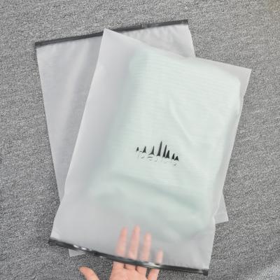 China 40 ziplock bags clothes storage bag 30 frosted cpe moisture proof frosted custom printed customizabel zipper ziplock bags for clothes logo for sale