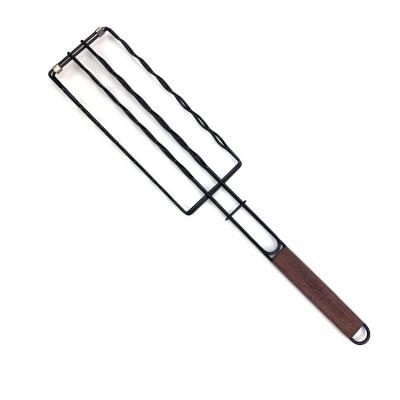 China Easily Cleaned BBQ Hot Dog Grill Basket Non-Stick Coating Sausages With Wooden Handle For Outdoor Camping for sale