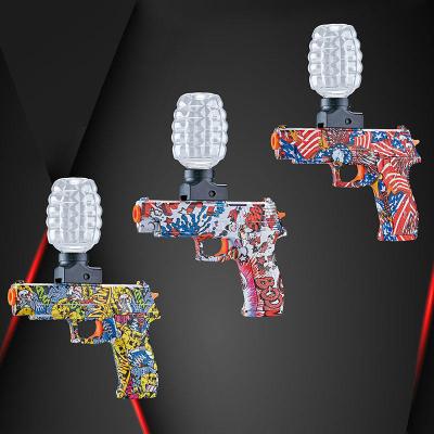 China Electronic toy P226 lithium battery water bombs shooting soft ball gun splatter gel water bullet electric gun toy for sale