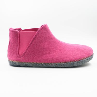 China 2022 fashion trend warm slipper wool felt upper rubber outsole fuchsia boot for sale