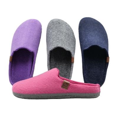 China 2022 fashion trend warm slipper wool felt upper rubber outsole base slipper for sale