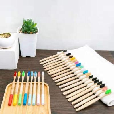 China Who respects the environment; Eco-friendly Natural Bamboo Biodegradable Toothbrush Biodegradable Kids Adult Toothbrush Te koop