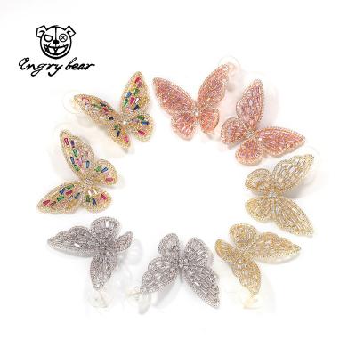 China Fashionable Needle Bling Crystal Butterfly Stud Earrings Women Party Rhinestone Butterfly Earrings Gift for sale