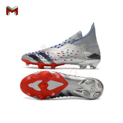 China Fashion\Comfortable\Durable Soccer Boots Wholesale Soccer Boots For Men New High Ankle Cut Football Boots Custom Made Soccer Boots Men for sale