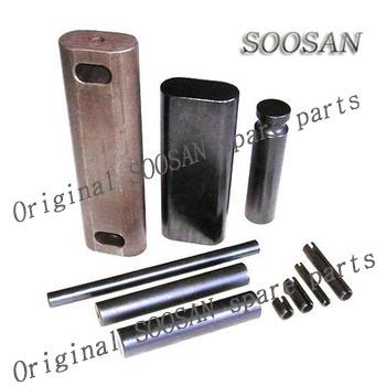 China Genuine BREAKER SOOSAN Parts Retainer SB50 SB81 for sale