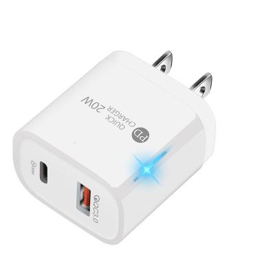 China Smart Match Quick Charge QC3.0+PD20W US Plug fast wall charger adapter USB A+C travel charger for sale