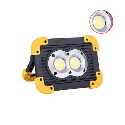 China Emergency 300LM/W 20w WOOK Led Flood Light 2020 Newly Designed Dry Battery IP33 LED USB Rechargeable Outdoor Tactical Emergency Flashlight for sale