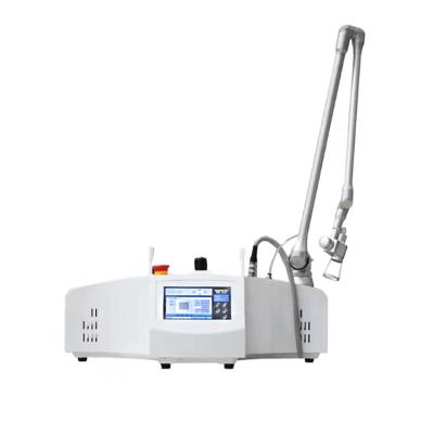 China Pigment Removal 10.4 Inch Touch Color Screen Acne Marks Vaginal Treat Portable Fractional Laser CO2 Equipment Fractional CO2 Laser Machine for sale