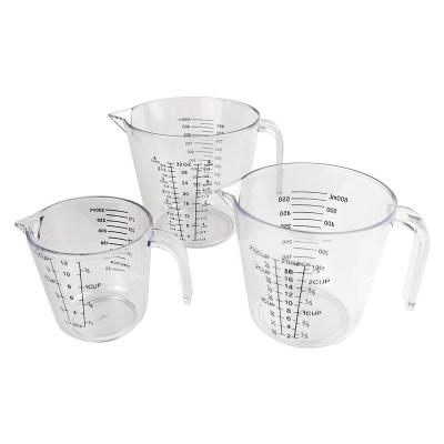 China Large Capacity Sustainable Plastic Measuring Cups With Scale For Baking Measuring Cup for sale