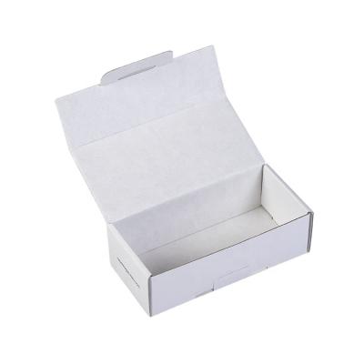 China New Style Folding Box Cheapest Recyclable Cardboard White Corrugated Box Customized Corrugated Cardboard Packing Box for sale