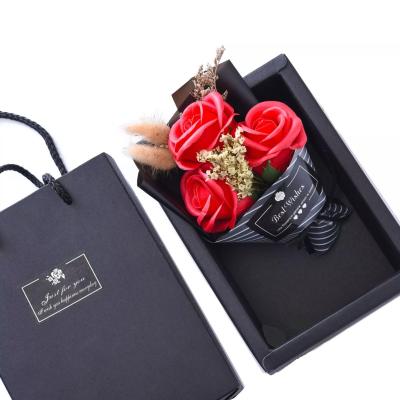 China Hot Selling Europe 2022 Korean Dried Flower Bouquets Roses That Never Fade Creative Gift Mother Days Gift for sale