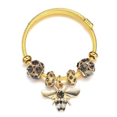 China 2021 Cute Hot Sale 18K Gold Plated Ethnic Starfish Shell Bee Charm Stainless Steel DIY Jewellry Bracelet for sale