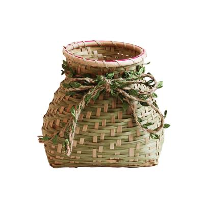 China Farmer Dancing Performance Rear Shooting Fish Basket Sustainable Bamboo Basket Small Double Shoulder Props Bamboo Tea Basket With Hemp Rope for sale