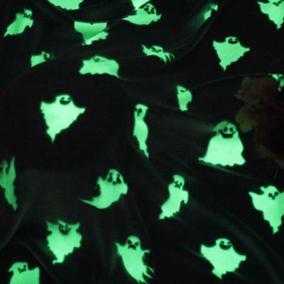 China Breathable 100% Polyester Glow In The Dark Printed Flannel Home Textile Fabric for sale