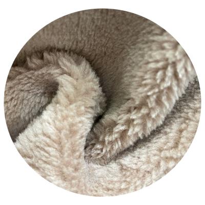 China Breathable Plush Fabric Grain Cashmere Apparel Sherpa Fabric for sale