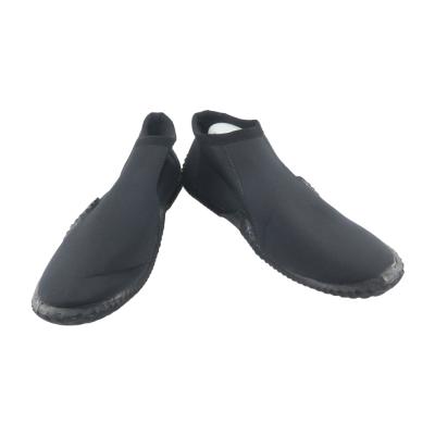 China Anti-Slip/Warm/Water Tight 3/5 mm Canoeing Kayaking Snorkeling Diving Surfing Low Cut Neoprene Dive Boots Neoprene Water Rubber Shoes for sale