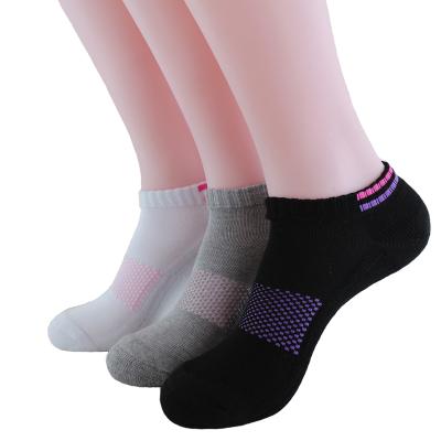 China Antibacterial Bamboo Socks WS523 Women Sports Socks With Terry Knitting for sale