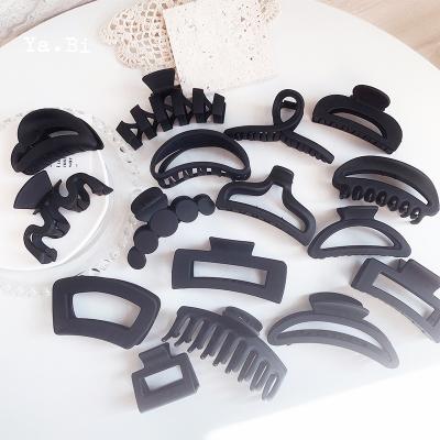 China High fashion Yiwu factory direct sales temperament hairpin black female ponytail plastic hair claw clip for sale