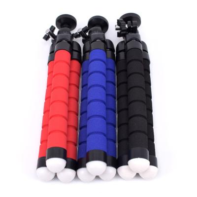 China PORTABLE Universal Handheld Tube PTZ DSLR Tripod Sponge Tripod Octopus Variable Table Stand for sale