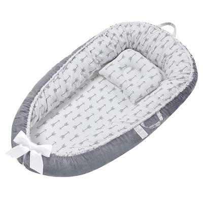 China Carry Snuggle Cradle Baby Cribs Baby Crib Anti-Static Nest Portable Travel with Removable Braided Hutch for sale